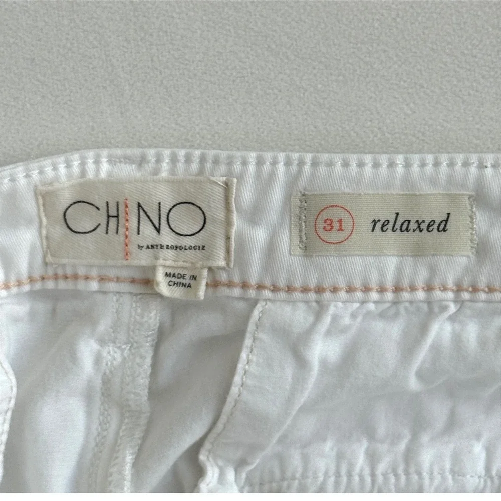 Anthropologie Chino Relaxed White Embroidered Floral Pants 99% cotton Size 31